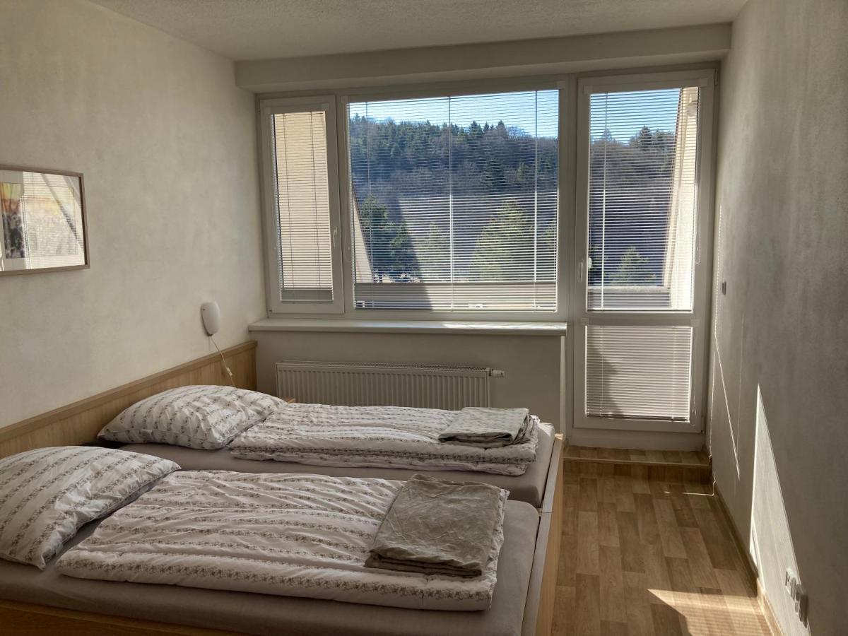 Apartman Vsemina 300 Eksteriør billede